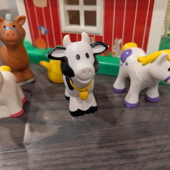 Fisher Price Little Farm & Animals - Picture 12 of 16
